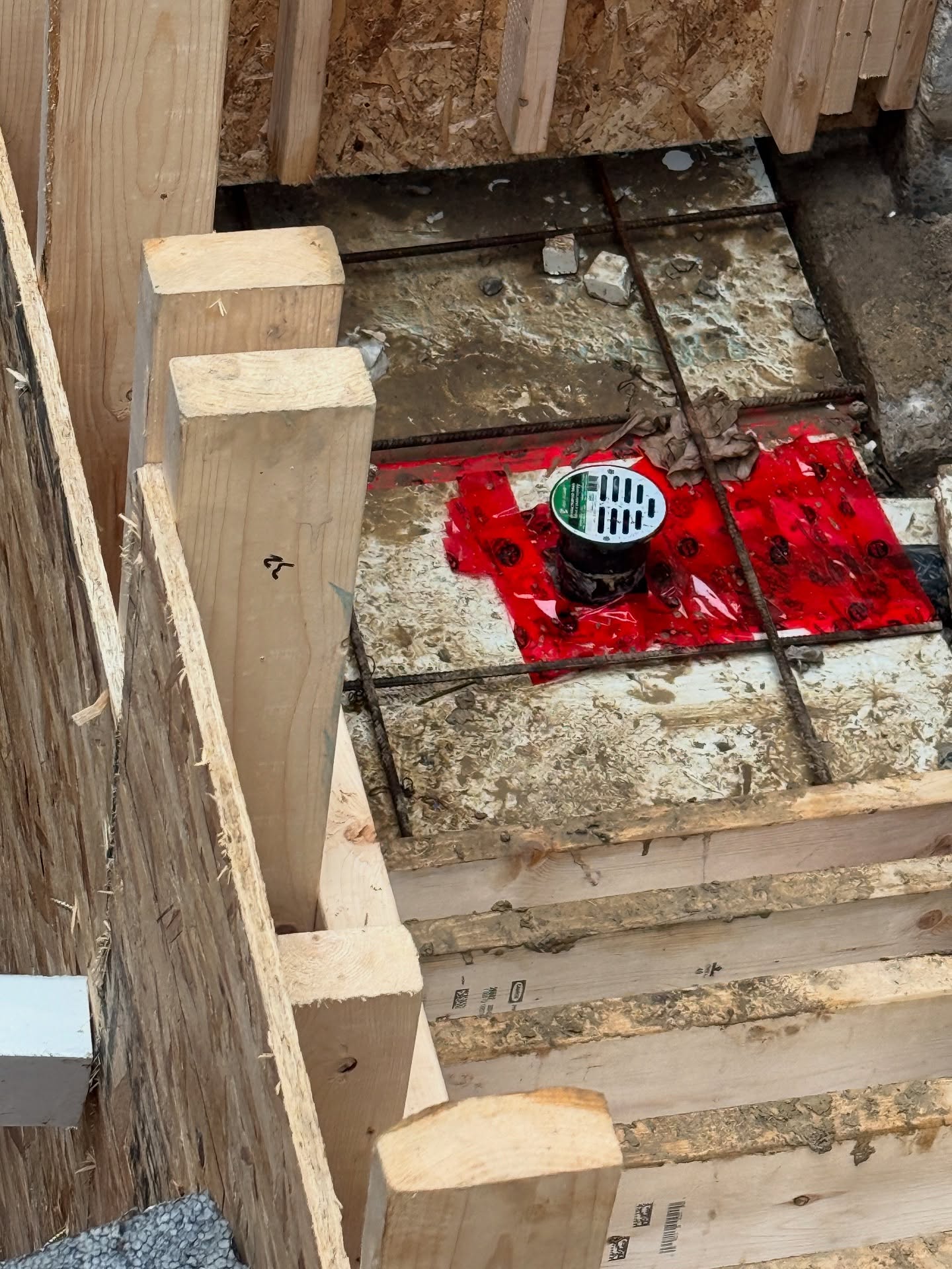 365days.earthworks_1749440265_3650892017720000263_7108612214176