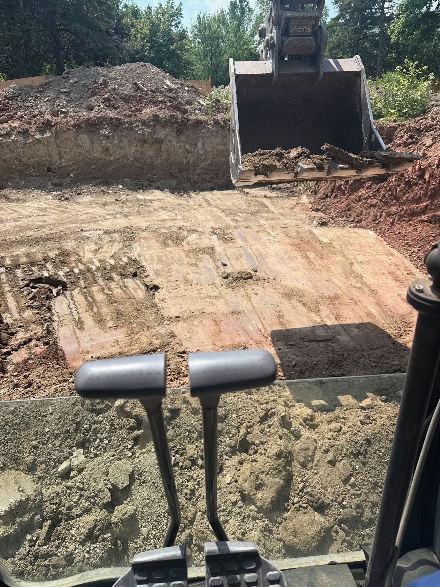 365days.earthworks_1753923211_3688497696664100727_7108612214166